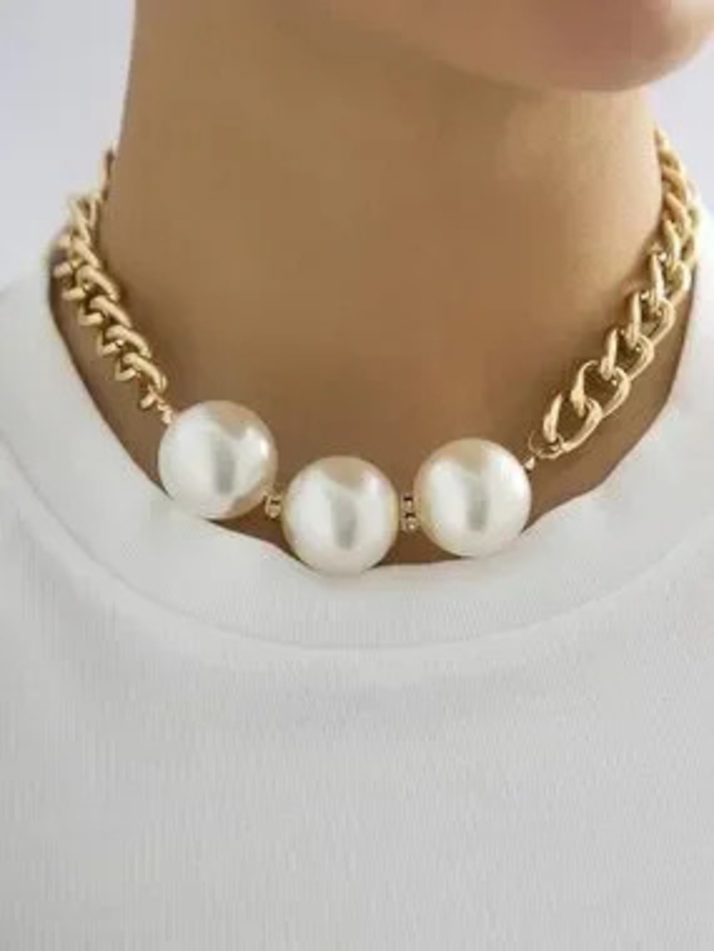 Golden Chain Choker with Three Pearl Orbs
